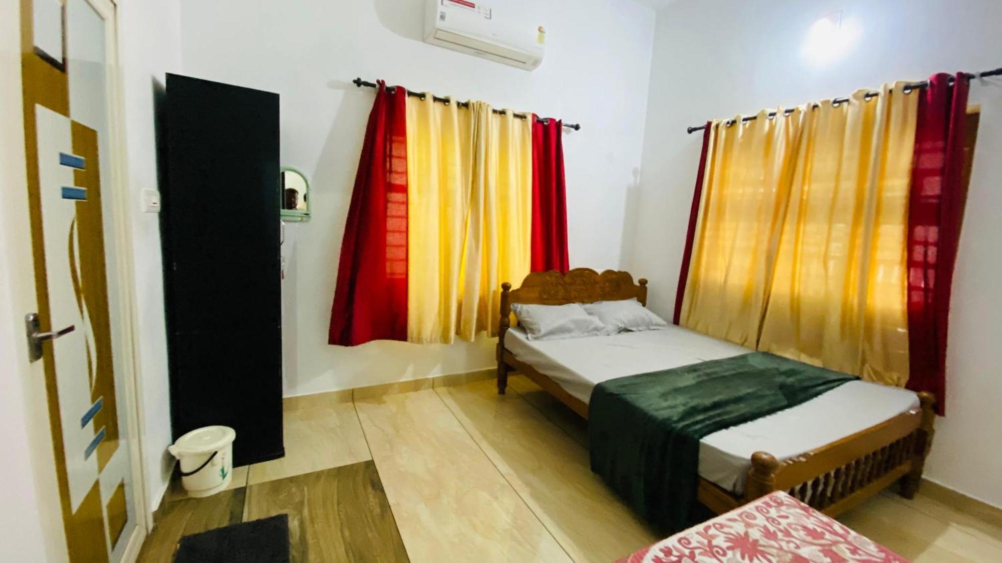 Green Island Homestay Riverside Кожикоде Экстерьер фото