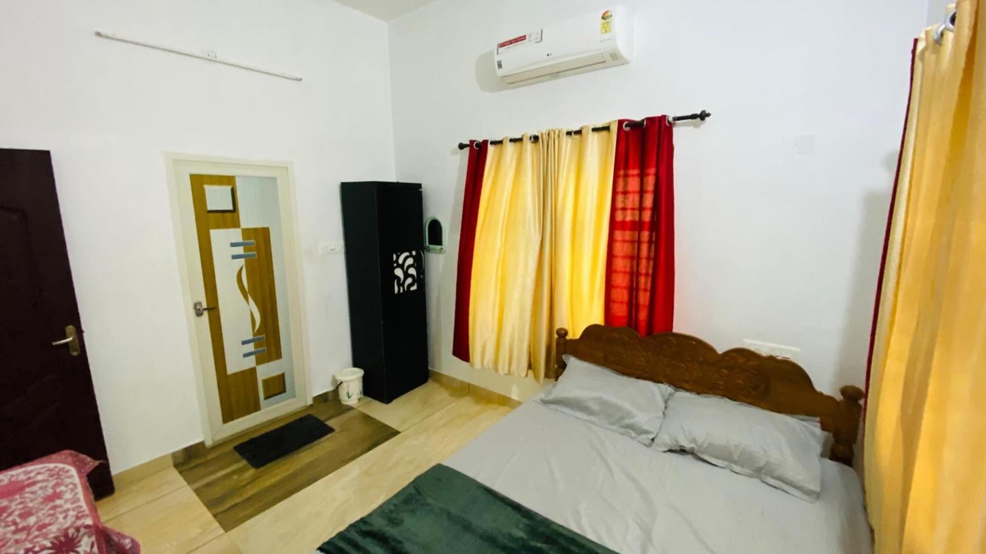 Green Island Homestay Riverside Кожикоде Экстерьер фото